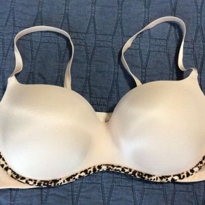 Victoria's Secret Bra 38C